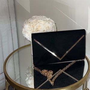 Aldo velvet clutch with crossbody chain